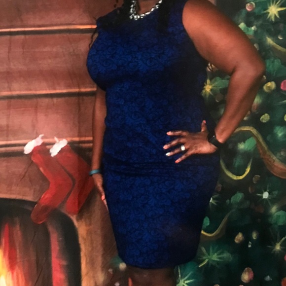 Ashley Stewart Dresses & Skirts - Ashley Stewart - Velvet-Feel Sheath Dress